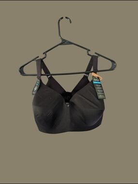 Bali Wireless Comfort Bra - Black